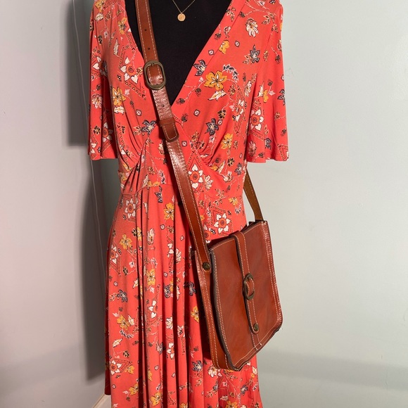 Torrid Beautiful Dark Orange Dress size 0x - Picture 2 of 6